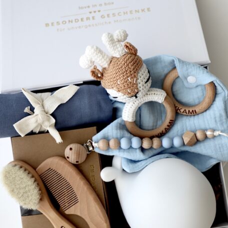 Boîte cadeau bébé bleue 