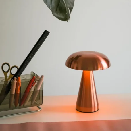 LED Tischlampe, roségold