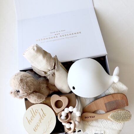 Boîte cadeau bébé blanche