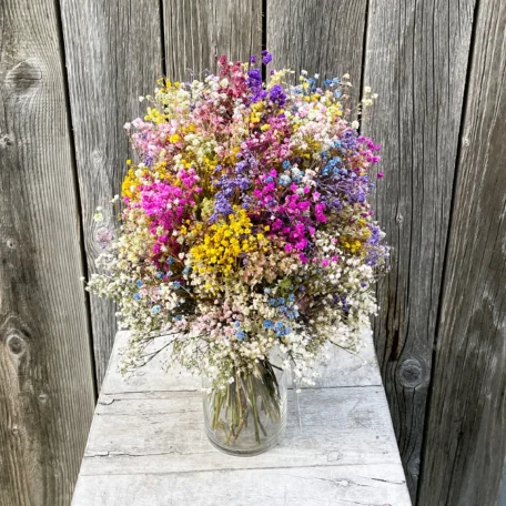Bouquet de fleurs séchées « Rainbow » à base de gypsophile, avec vase