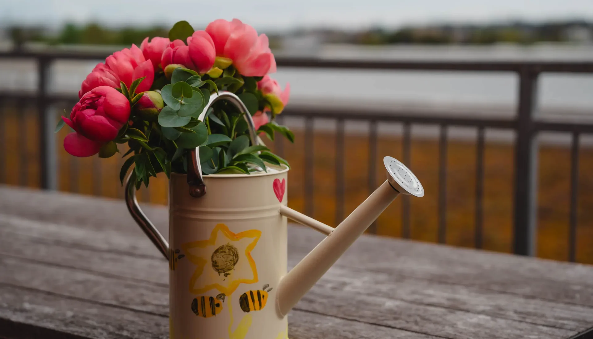 17042026-GiesskanneBemahlen-60